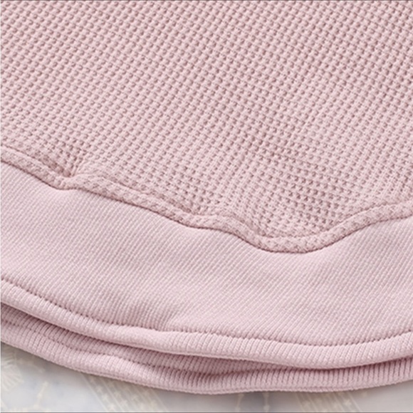 Last 1! #23 Classic Blush Pink Waffle Weave L.S. Top - Picture 9 of 14
